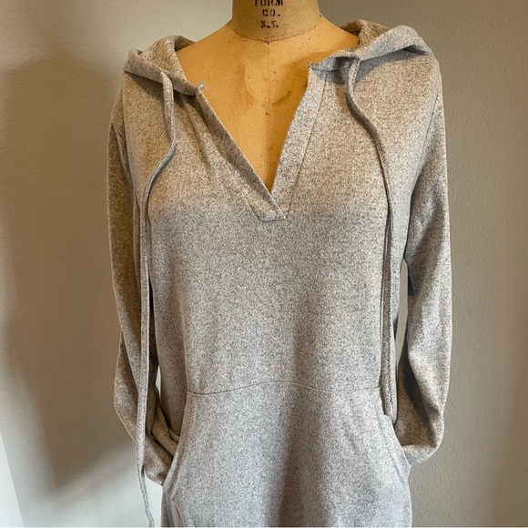 SHEIN- SZ M Gray Kangaroo Pocket Drawstring Hooded Sweatshirt Dress - Picture 5 of 7